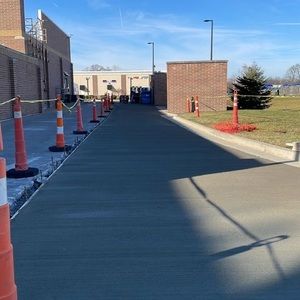 Meet your Posher, Moises